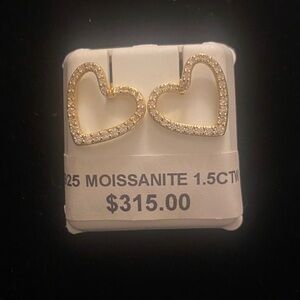 S925 Moissanite Heart Earrings in Gold